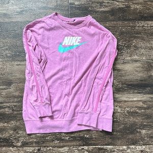 Girls Nike Xl long sleeve shirt